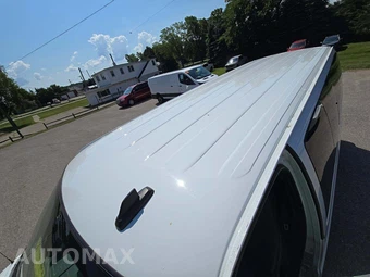 2019 Chevrolet Express 3500 Passenger Van LT 1LT 155.0" WB - miniatura 9