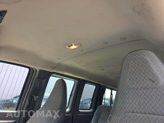 2019 Chevrolet Express 3500 Passenger Van LT 1LT 155.0" WB - miniatura 11