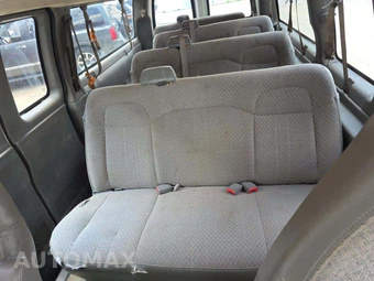 2019 Chevrolet Express 3500 Passenger Van LT 1LT 155.0" WB - miniatura 13