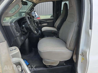 2019 Chevrolet Express 3500 Passenger Van LT 1LT 155.0" WB - miniatura 6