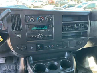 2019 Chevrolet Express 3500 Passenger Van LT 1LT 155.0" WB - miniatura 16