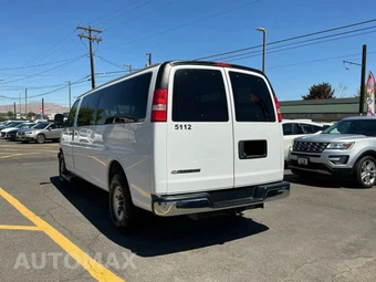 2019 Chevrolet Express 3500 Passenger Van LT 1LT 155.0" WB - miniatura 4
