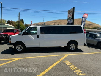 2019 Chevrolet Express 3500 Passenger Van LT 1LT 155.0" WB - miniatura 5