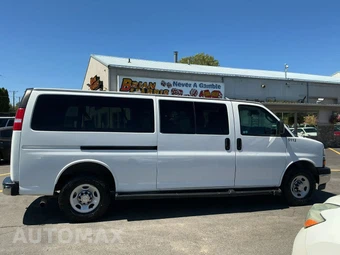 2019 Chevrolet Express 3500 Passenger Van LT 1LT 155.0" WB - miniatura 6