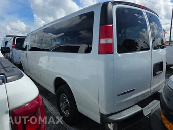 2019 Chevrolet Express 3500 Passenger Van LT 1LT 155.0" WB - miniatura 6