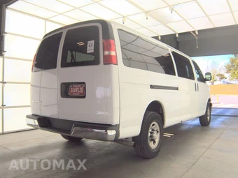 2019 Chevrolet Express 3500 Passenger Van LT 1LT 155.0" WB - miniatura 4