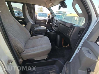 2019 Chevrolet Express 3500 Passenger Van LT 1LT 155.0" WB - miniatura 18