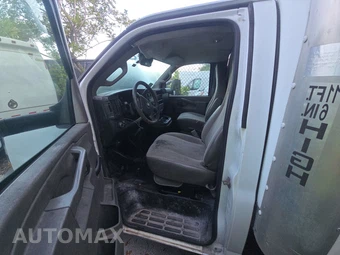 2019 Chevrolet Express 4500 Cutaway 2WT DRW 159.0" WB - miniatura 7