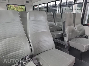 2019 Chevrolet Express 4500 Cutaway 2WT DRW – miniatura 16