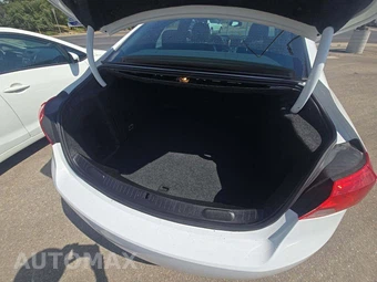 2019 Chevrolet Impala LT 1LT – miniatura 15