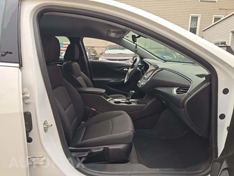 2019 Chevrolet Malibu LS 1FL – miniatura 18