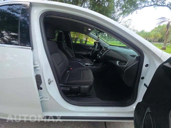 2019 Chevrolet Malibu LS 1FL – miniatura 18