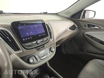 2019 Chevrolet Malibu LS 1FL - miniatura 11