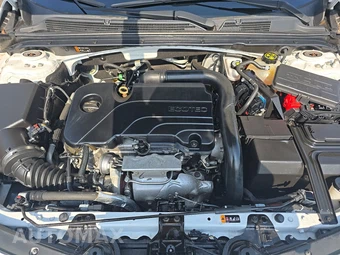 2019 Chevrolet Malibu LS 1FL – miniatura 15