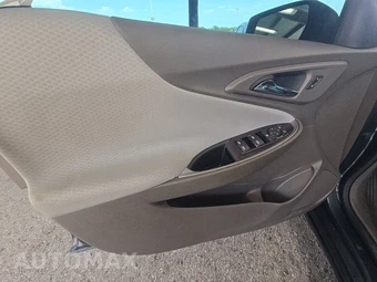 2019 Chevrolet Malibu LS 1LS - miniatura 9