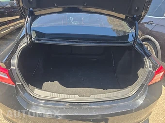 2019 Chevrolet Malibu LS 1LS - miniatura 16