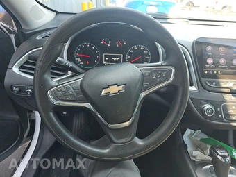 2019 Chevrolet Malibu LS 1LS – miniatura 10