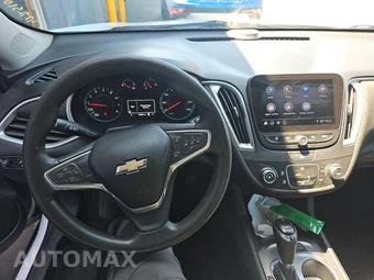 2019 Chevrolet Malibu LS 1LS – miniatura 11