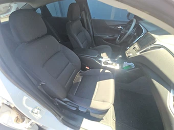 2019 Chevrolet Malibu LS 1LS – miniatura 8