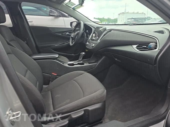 2019 Chevrolet Malibu LS 1LS – miniatura 8