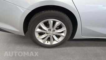 2019 Chevrolet Malibu LT 1LT – miniatura 25