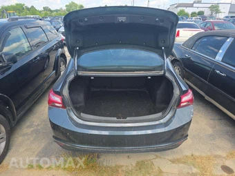 2019 Chevrolet Malibu LT 1LT – miniatura 14