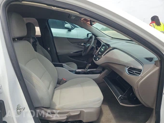 2019 Chevrolet Malibu LT 1LT – miniatura 8