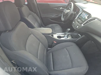 2019 Chevrolet Malibu LT 1LT – miniatura 8