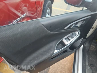 2019 Chevrolet Malibu LT 1LT – miniatura 9