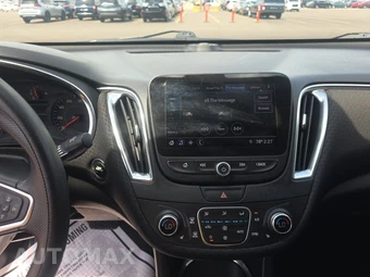 2019 Chevrolet Malibu LT 1LT – miniatura 11