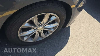2019 Chevrolet Malibu LT 1LT – miniatura 24