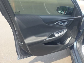 2019 Chevrolet Malibu LT 1LT – miniatura 9