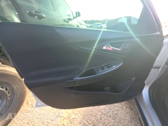 2019 Chevrolet Malibu LT 1LT – miniatura 9