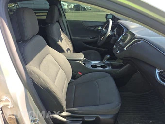 2019 Chevrolet Malibu LT 1LT – miniatura 8