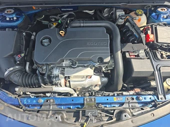 2019 Chevrolet Malibu LT 1LT – miniatura 15