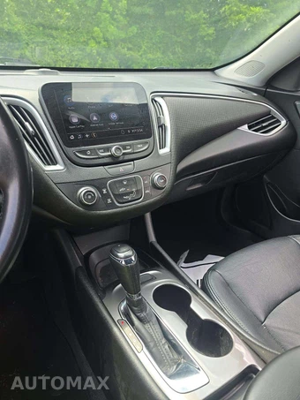 2019 Chevrolet Malibu RS 1SP - miniatura 10