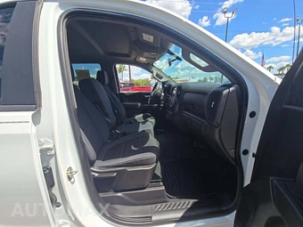 2019 Chevrolet Silverado 1500 Custom Crew Cab Short Bed 1CX - miniatura 18
