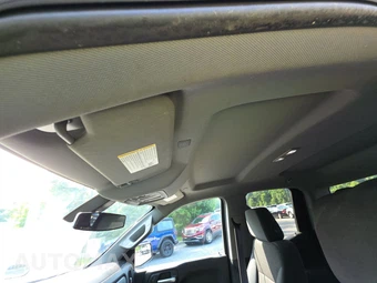 2019 Chevrolet Silverado 1500 Custom Extended Cab Medium Bed 1CX - miniatura 17