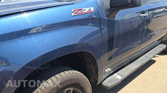 2019 Chevrolet Silverado 1500 Custom Trail Boss Crew Cab Short Bed 2CX - miniatura 32