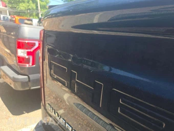 2019 Chevrolet Silverado 1500 Custom Trail Boss Crew Cab Short Bed 2CX - miniatura 17