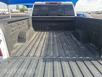 2019 Chevrolet Silverado 1500 LT Trail Boss Crew Cab Short Bed 2LT - miniatura 17