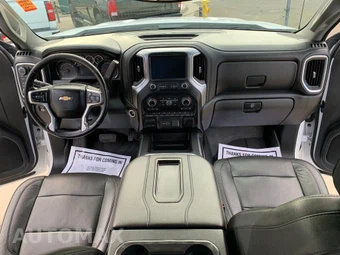 2019 Chevrolet Silverado 1500 LTZ Crew Cab Medium Bed - miniatura 3