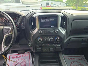 2019 Chevrolet Silverado 1500 LTZ Crew Cab Short Bed 1LZ - miniatura 10