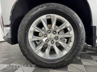 2019 Chevrolet Silverado 1500 LTZ Crew Cab Short Bed 1LZ - miniatura 47