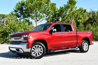 2019 Chevrolet Silverado 1500 LTZ Crew Cab Short Bed 1LZ - miniatura 2
