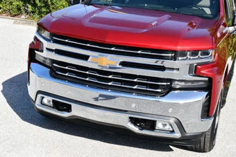 2019 Chevrolet Silverado 1500 LTZ Crew Cab Short Bed 1LZ - miniatura 36
