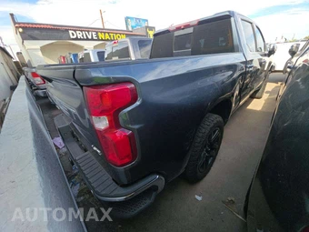 2019 Chevrolet Silverado 1500 LTZ Crew Cab Short Bed 1LZ - miniatura 3