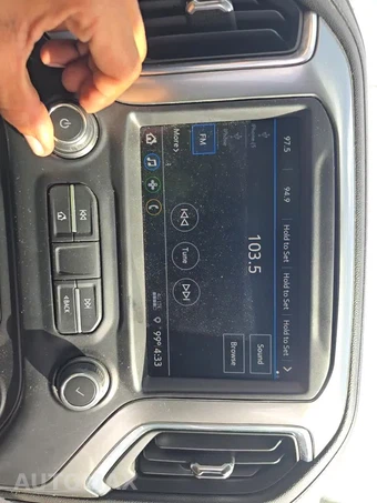 2019 Chevrolet Silverado 1500 RST Crew Cab Short Bed 1SP - miniatura 23