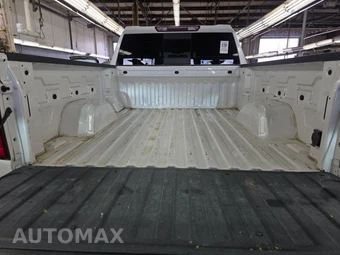 2019 Chevrolet Silverado 1500 RST Extended Cab Medium Bed 1SP – miniatura 16