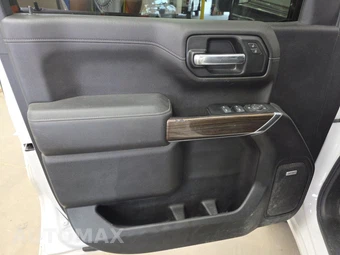 2019 Chevrolet Silverado 1500 RST Extended Cab Medium Bed 1SP – miniatura 9